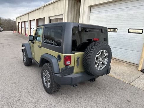 Used 2013 Jeep Wrangler Rubicon w/ PWR Convenience Group image 15