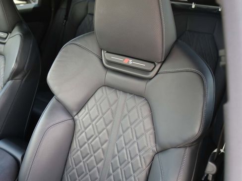 Certified 2025 Audi SQ6 e-tron Prestige AWD/4WD image 23