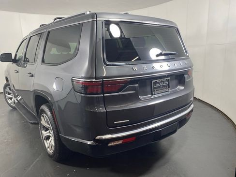 Used 2022 Jeep Wagoneer Series I w/ Premium Group I AWD/4WD image 9