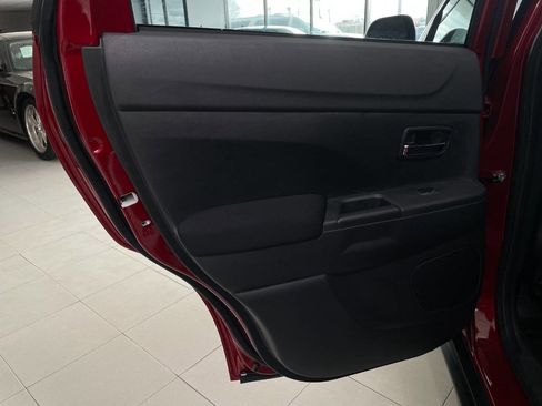 Used 2024 Mitsubishi Outlander Sport ES image 19