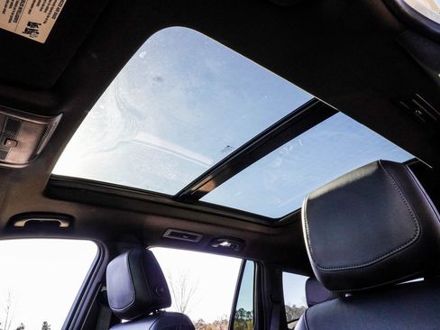 Used 2020 Cadillac XT6 Premium Luxury image 34