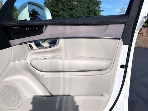 New 2026 Volvo XC90 T8 Ultra image 31