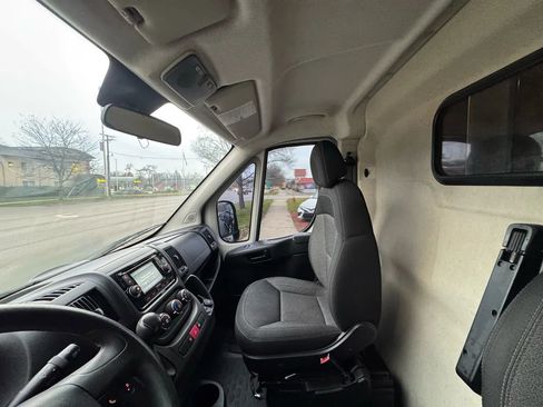 Used 2015 RAM ProMaster 2500 w/ Cargo Convenience Group image 40