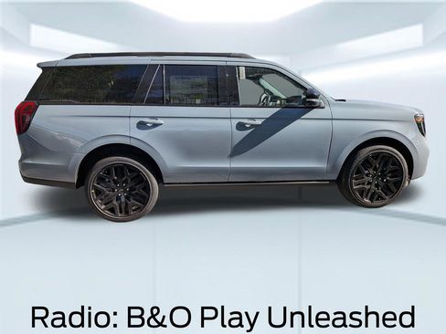 New 2026 Ford Expedition Platinum image 10