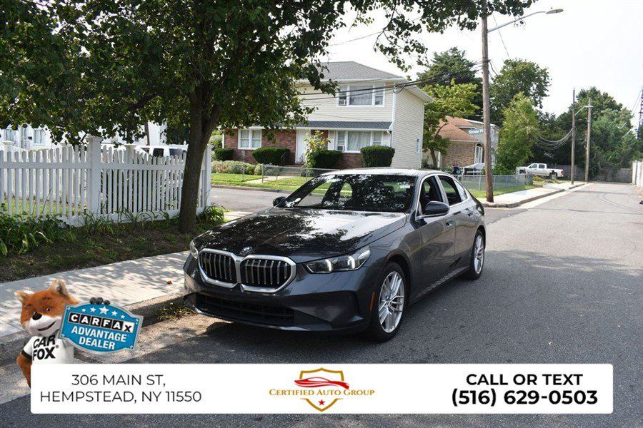 Used 2025 BMW 530i RWD image 3