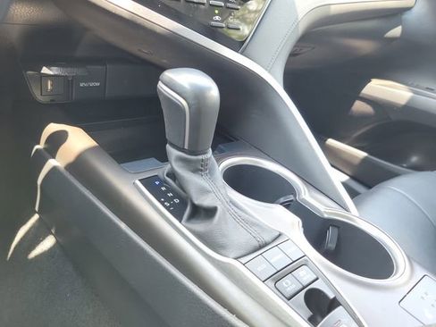 Used 2021 Toyota Camry XLE image 20