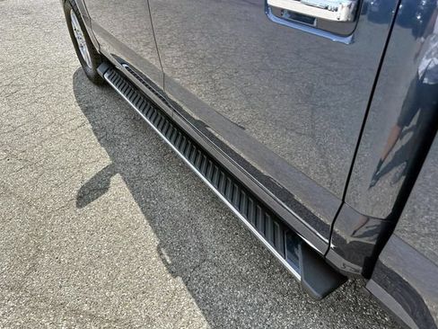 Used 2019 Ford F150 XLT w/ Equipment Group 302A Luxury AWD/4WD image 14