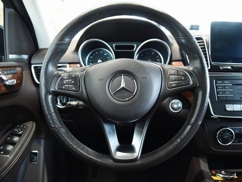 Used 2017 Mercedes-Benz GLE 350 4MATIC image 7