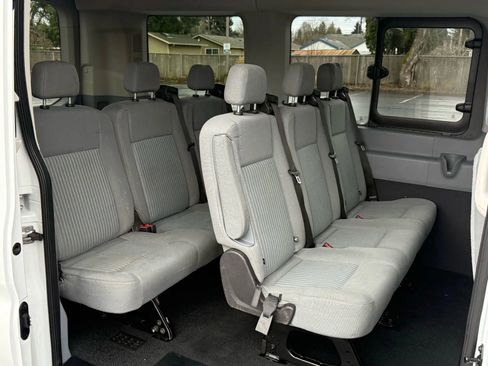 Used 2019 Ford Transit 150 XL image 21