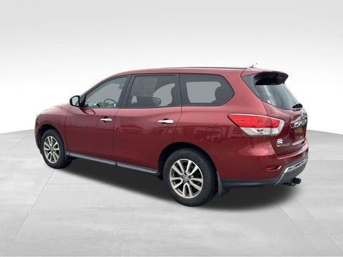 Used 2014 Nissan Pathfinder S AWD/4WD image 3