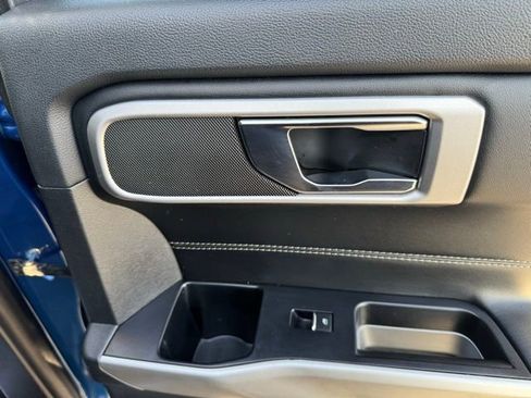 Certified 2022 Ford Explorer XLT w/ Equipment Group 202A image 15