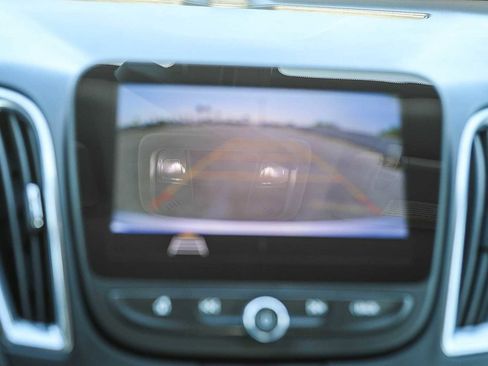 Used 2020 Chevrolet Malibu LT image 23