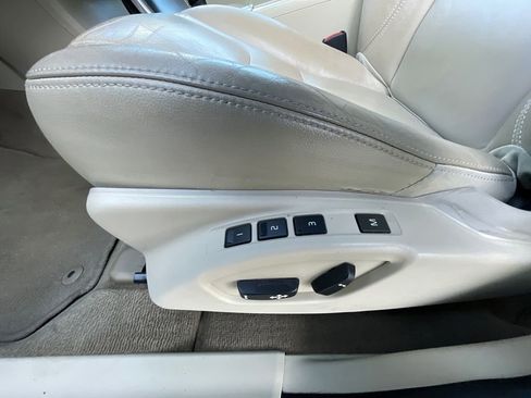 Used 2015 Volvo XC60 T6 Platinum image 27