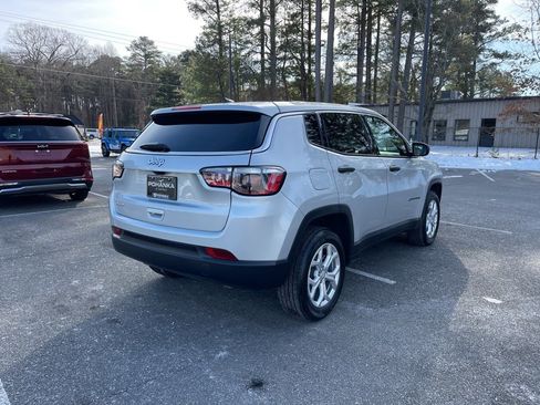 Certified 2024 Jeep Compass Sport image 5