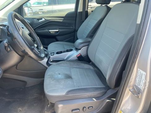 Used 2016 Ford Escape SE FWD image 13