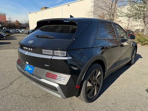 New 2026 Hyundai Ioniq 5 SEL image 8