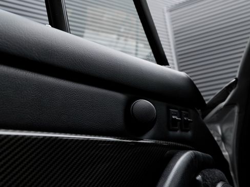 Used 1998 Porsche 911 Carrera 4S image 16