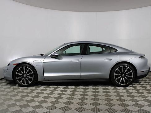 Used 2023 Porsche Taycan RWD image 33