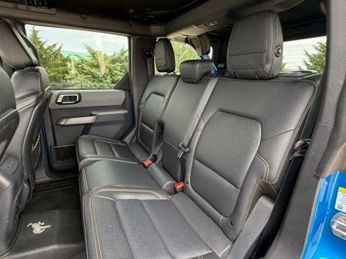 Used 2023 Ford Bronco Badlands AWD/4WD image 24