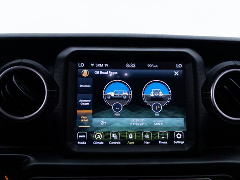 Used 2022 Jeep Wrangler Unlimited Sahara AWD/4WD image 14