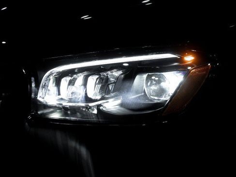 New 2026 Mercedes-Benz GLS 450 4MATIC image 8