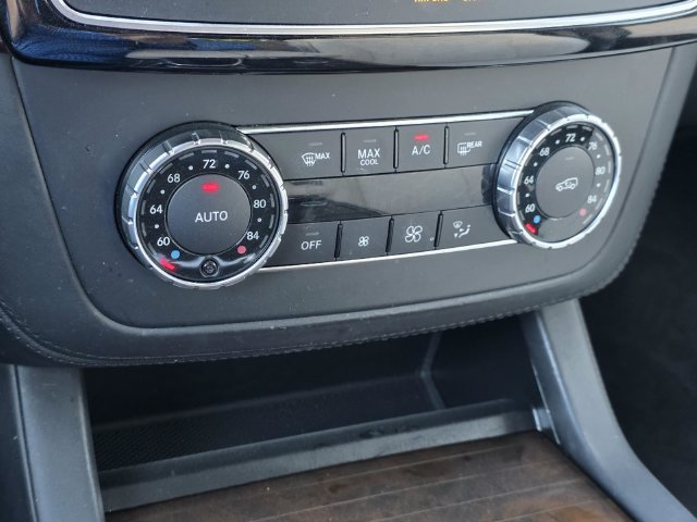 Used 2017 Mercedes-Benz GLE 400 4MATIC image 29