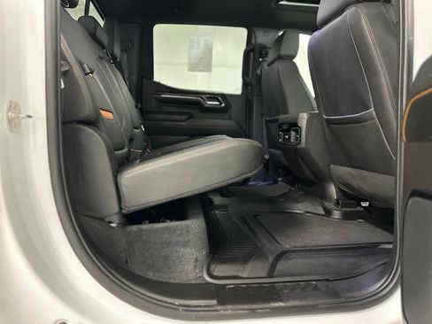 Used 2024 GMC Sierra 1500 AT4 w/ Technology Package AWD/4WD image 26