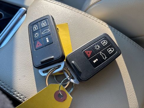 Used 2014 Volvo XC60 T6 image 25