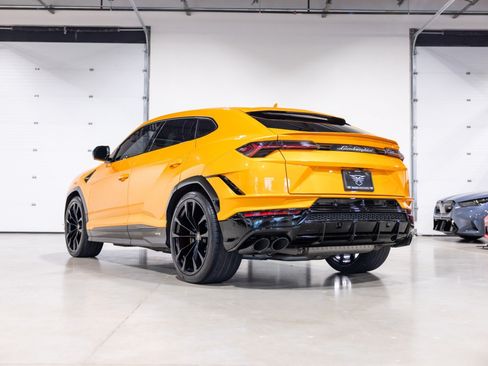 Used 2024 Lamborghini Urus S AWD/4WD image 6