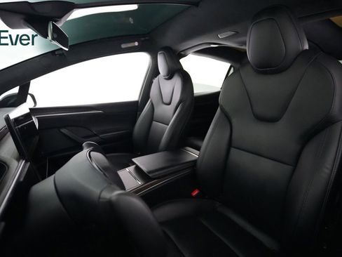 Used 2023 Tesla Model X AWD/4WD image 4