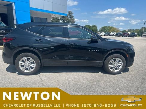 Used 2019 Chevrolet Blazer LT FWD image 9
