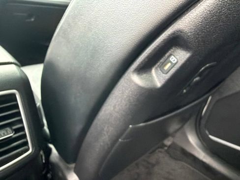 Used 2023 Kia Sportage SX FWD image 14