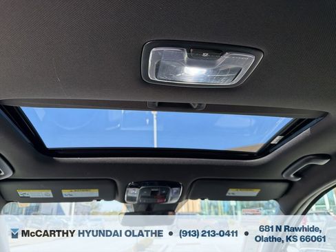 Certified 2024 Hyundai Santa Cruz Limited AWD/4WD image 10