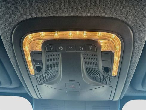 Used 2024 Mercedes-Benz Sprinter 3500 image 32