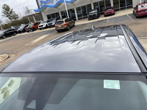 Used 2025 Toyota RAV4 LE image 27