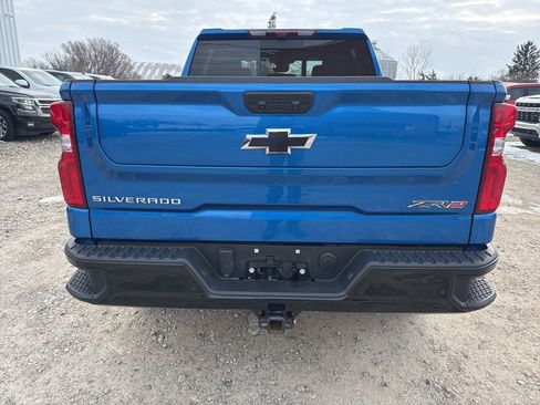 Used 2022 Chevrolet Silverado 1500 ZR2 w/ Technology Package image 4