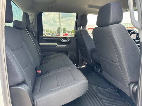 Used 2025 Chevrolet Silverado 2500 LT w/ Convenience Package AWD/4WD image 13