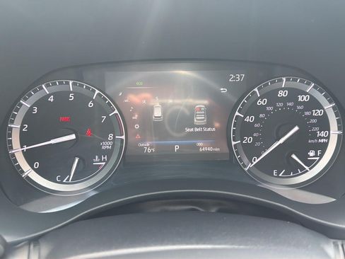 Used 2020 Toyota Highlander XLE FWD image 20