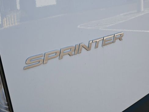 Used 2025 Mercedes-Benz Sprinter 2500 image 26