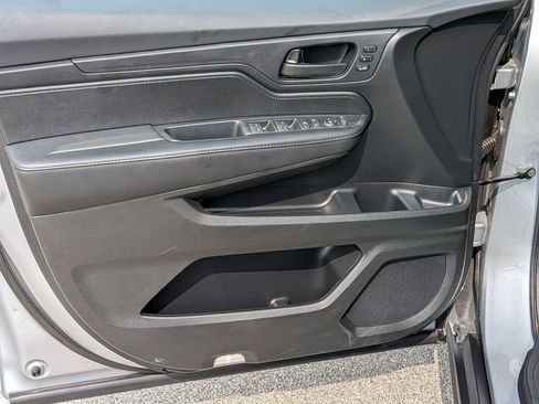 Used 2025 Honda Odyssey EX-L image 19