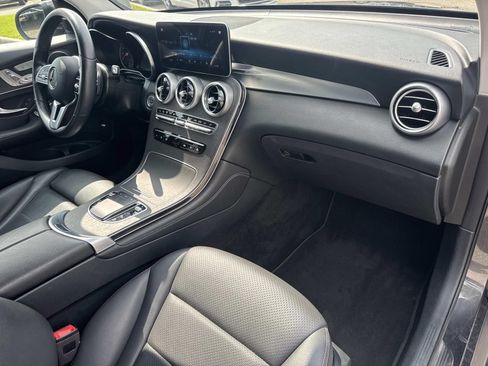Used 2021 Mercedes-Benz GLC 300 image 10