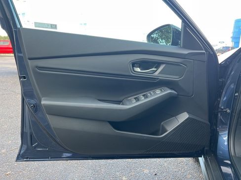 New 2025 Honda Accord SE image 11