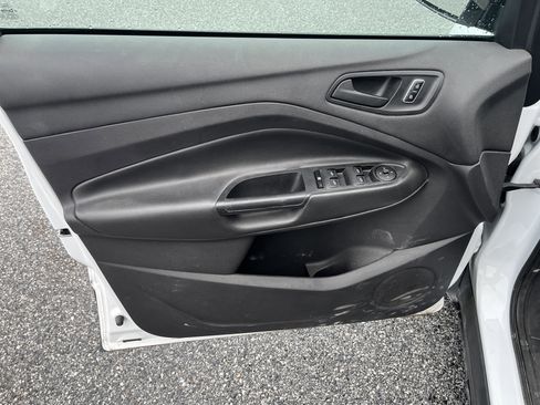 Used 2015 Ford Escape S image 22