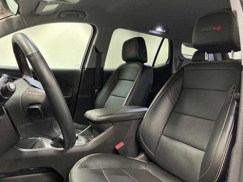 Used 2024 GMC Terrain AT4 w/ LPO, 'HIT The Road' Package AWD/4WD image 9