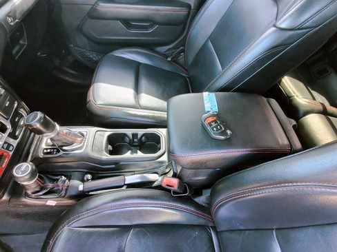 Used 2020 Jeep Gladiator Rubicon AWD/4WD image 21