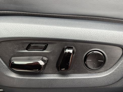 Certified 2025 Lexus RX 450h AWD w/ Convenience Package image 23