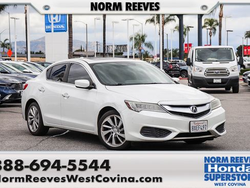 Used 2018 Acura ILX FWD image 1