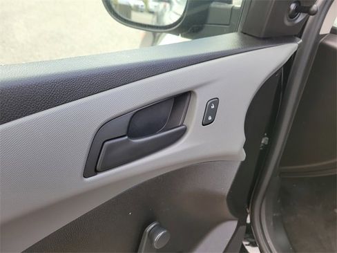 Used 2020 Chevrolet Sonic LT image 19