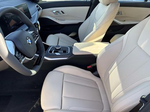 New 2026 BMW 330i xDrive Sedan w/ Premium Package AWD/4WD image 21