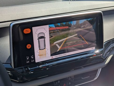 New 2026 Volkswagen Atlas Peak Edition AWD/4WD image 18